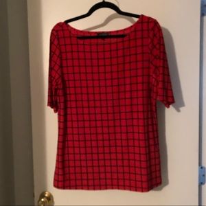 Red and black 3/4 sleeve blouse